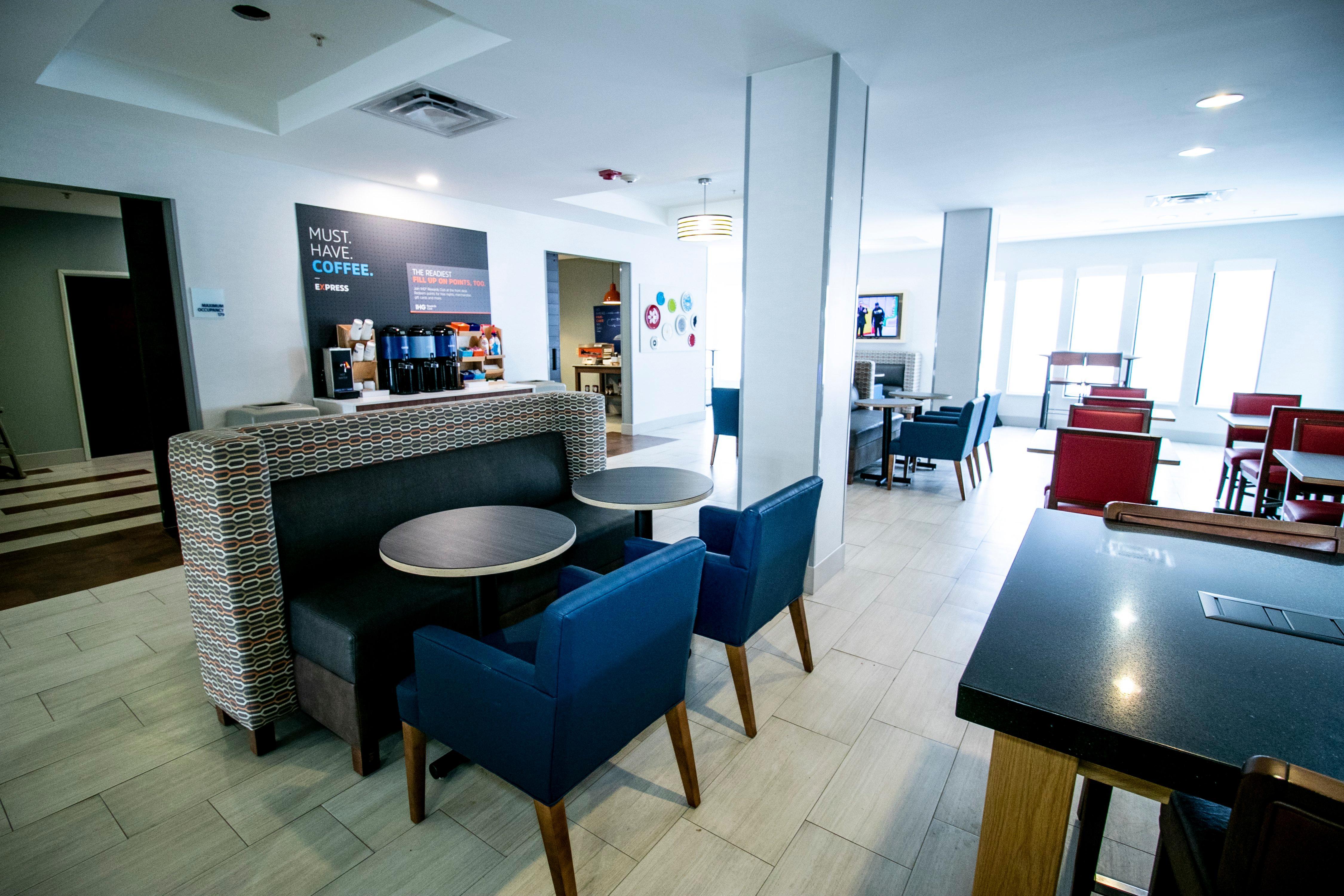 Holiday Inn Express Hotel & Suites Baton Rouge -Port Allen By Ihg Ngoại thất bức ảnh